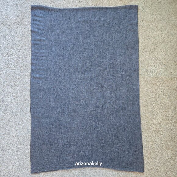 NWOT Woven Cashmere Scarf with Open Weave Detail at Ends Dark Grey Graphite - Picture 2 of 10